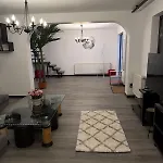 Central Villa Villa